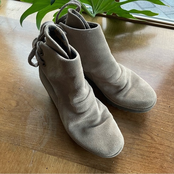 Fly London Yama Ankle Boots in Tan Suede - Picture 10 of 10
